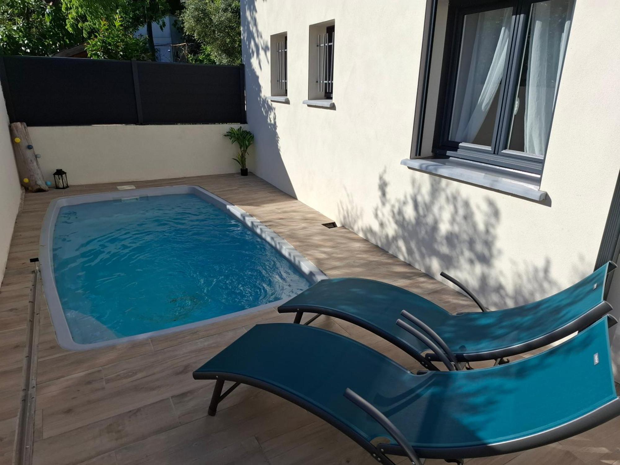 Lou Mazet Villa Uchaud Exterior foto