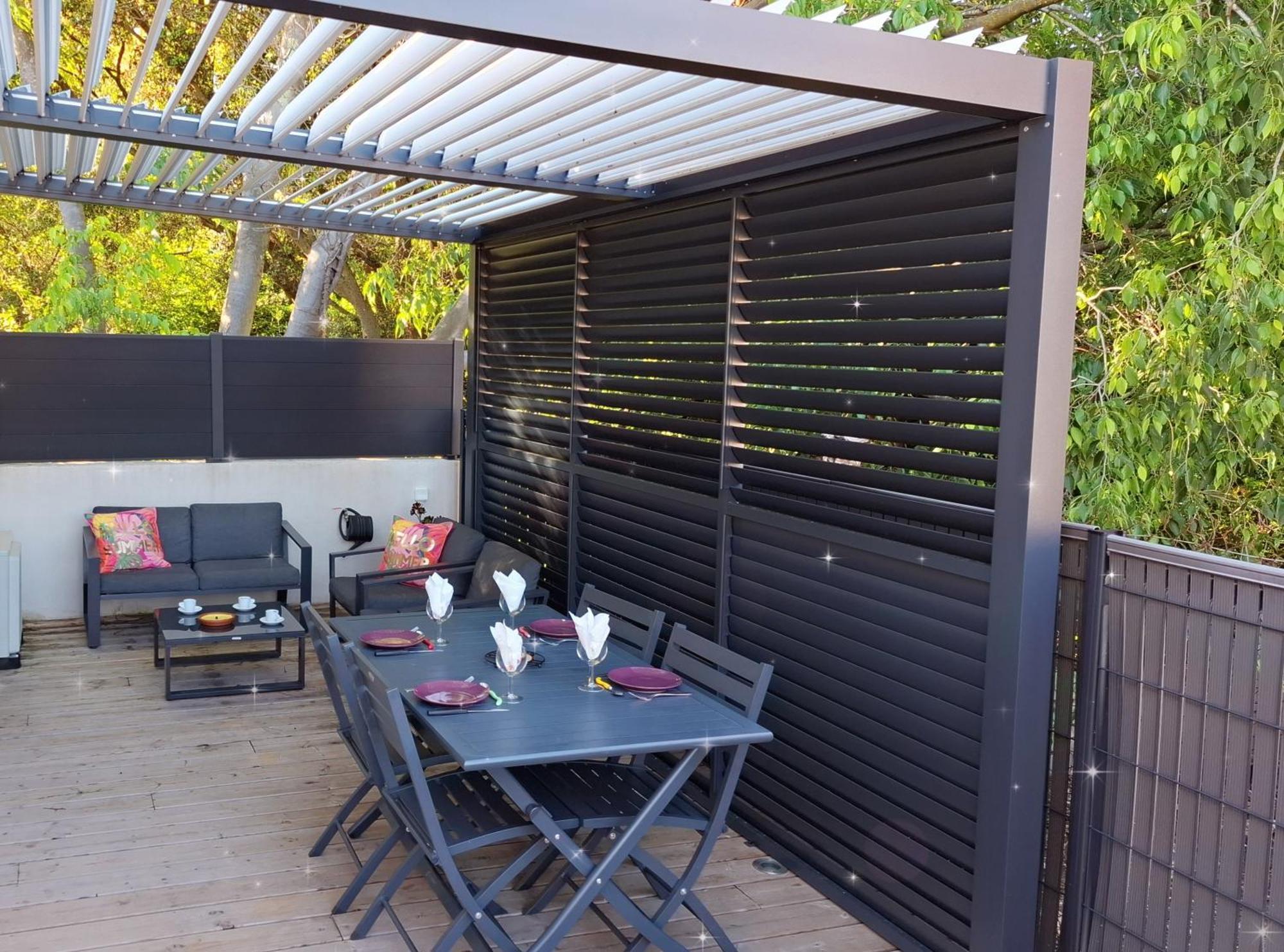Lou Mazet Villa Uchaud Exterior foto
